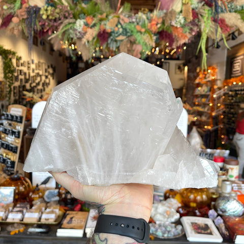 Ravenstone Crystals Clear Quartz "Queenie"