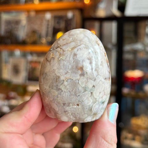 Ravenstone Crystals Flower Agate "Waverly"