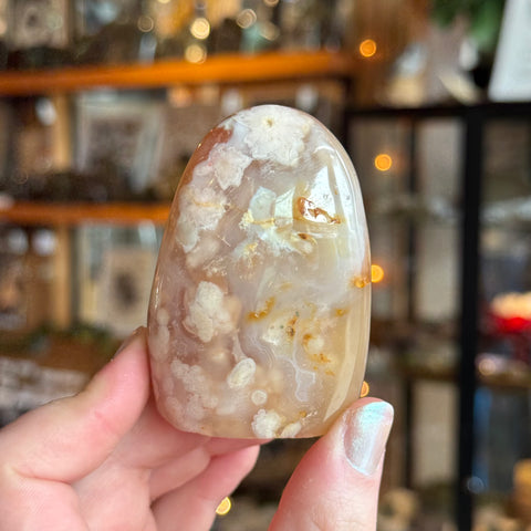 Ravenstone Crystals Flower Agate "Yetta"