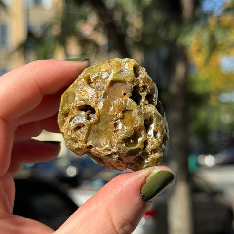 Ravenstone Crystals Green Garnet "Juniper"