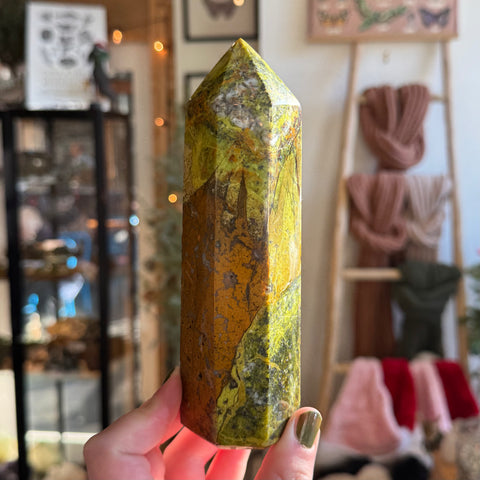 Ravenstone Crystals Green Opal "Patrick"