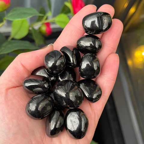 Ravenstone Crystals Jet Tumble