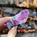 Ravenstone Crystals Kämmererite "Aaliyah"