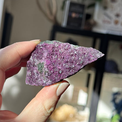 Ravenstone Crystals Kämmererite "Brittney"