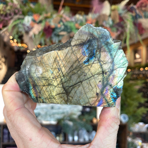 Ravenstone Crystals Labradorite "Catherine"