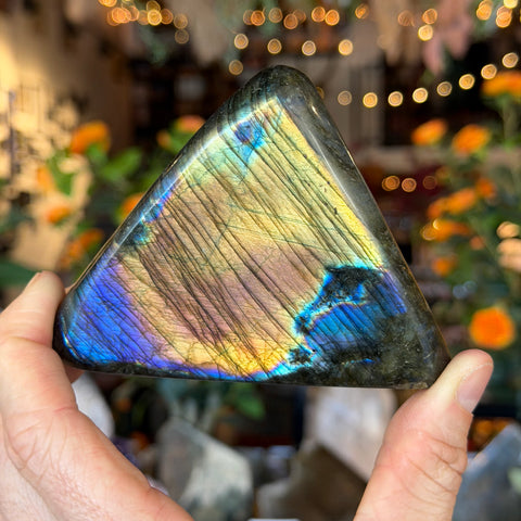 Ravenstone Crystals Labradorite "Logan"
