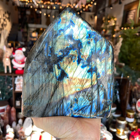 Ravenstone Crystals Labradorite "Mabel"