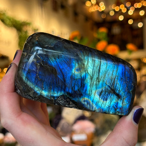 Ravenstone Crystals Labradorite "Mandy"