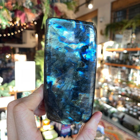 Ravenstone Crystals Labradorite "Sam"