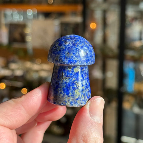 Ravenstone Crystals Lapis Lazuli Mushroom "Gabriella"