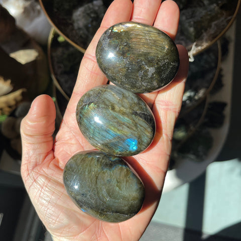 Ravenstone Crystals Large Labradorite Palm Stone