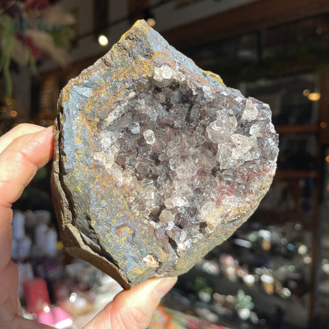 Ravenstone Crystals Manganese "Benson"