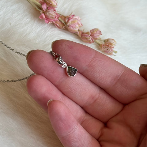 Ravenstone Crystals Moldavite Necklace "Cam"
