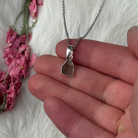 Ravenstone Crystals Moldavite Necklace "Daphne"