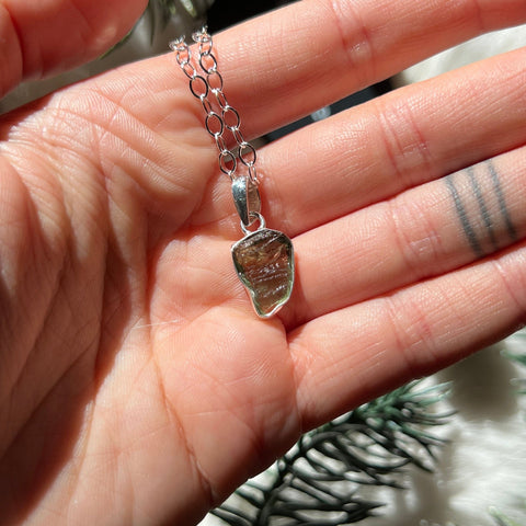 Ravenstone Crystals Moldavite Necklace "Diane"