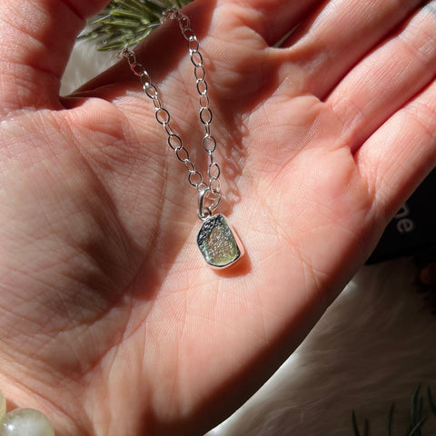 Ravenstone Crystals Moldavite Necklace "Linda"