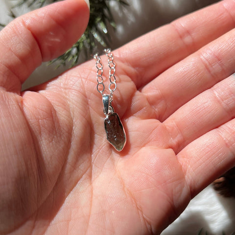 Ravenstone Crystals Moldavite Necklace "Lorraine"