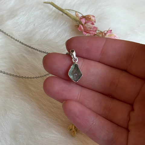 Ravenstone Crystals Moldavite Necklace "Mikey"