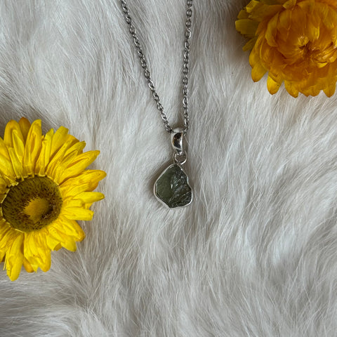 Ravenstone Crystals Moldavite Necklace "Nicole"