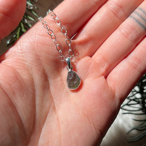 Ravenstone Crystals Moldavite Necklace "Sharon"