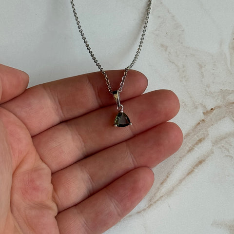Ravenstone Crystals Moldavite Necklace "Tris"