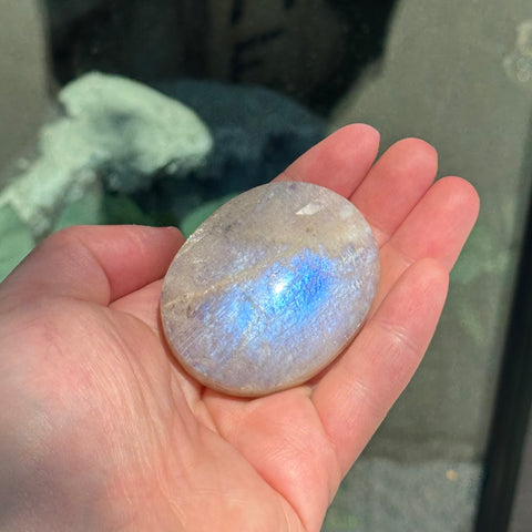 Ravenstone Crystals Moonstone "Beth"