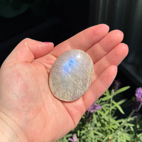 Ravenstone Crystals Moonstone "Luna"