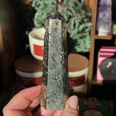 Ravenstone Crystals Pyrite "Peggy Sue"