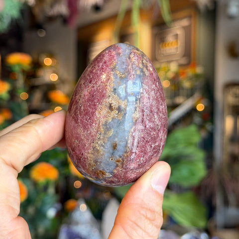 Ravenstone Crystals Rhodonite "Jo"
