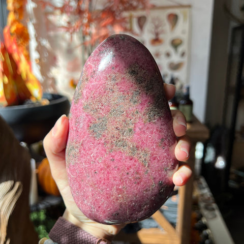 Ravenstone Crystals Rhodonite "John"