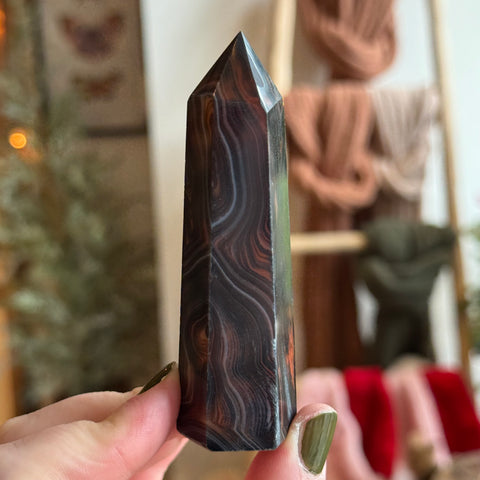 Ravenstone Crystals Sardonyx Point "Cate"