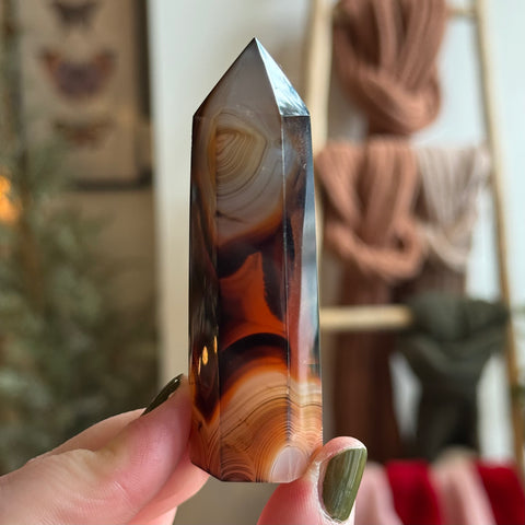 Ravenstone Crystals Sardonyx Point "Clarice"