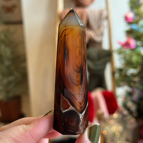 Ravenstone Crystals Sardonyx Point "King"