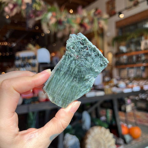 Ravenstone Crystals Seraphinite "Vanessa"