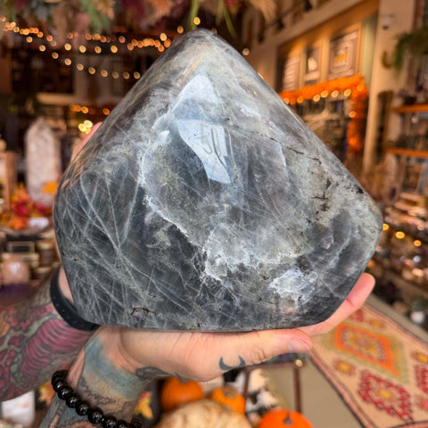 Ravenstone Crystals Sunset Labradorite "Nehemia"