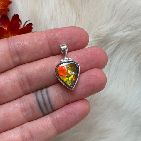 Ravenstone Crystals Ammolite Necklace "Betsy"