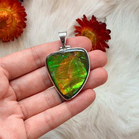 Ravenstone Crystals Ammolite Necklace "Maude"