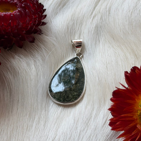 Ravenstone Crystals Moss Agate Necklace "Lisa"