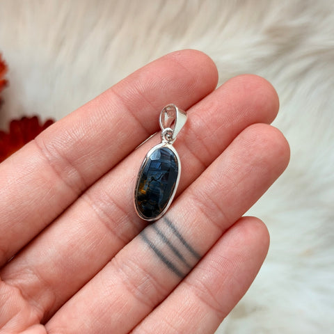 Ravenstone Crystals Pietersite Necklace "Miguel"