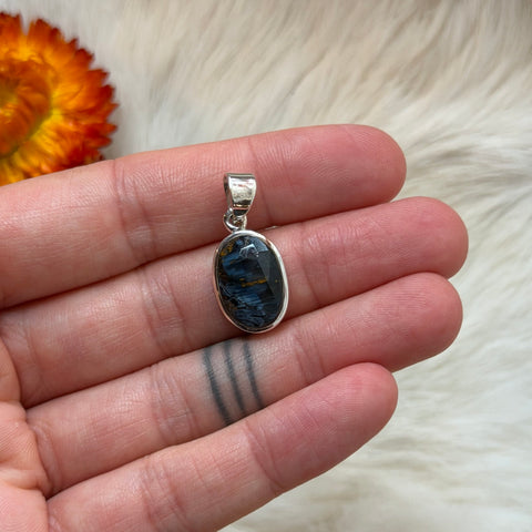 Ravenstone Crystals Pietersite Necklace "Tara"