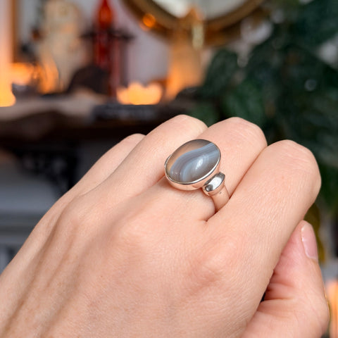 Ravenstone Crystals Agate Ring "Ines" - Size 6.5