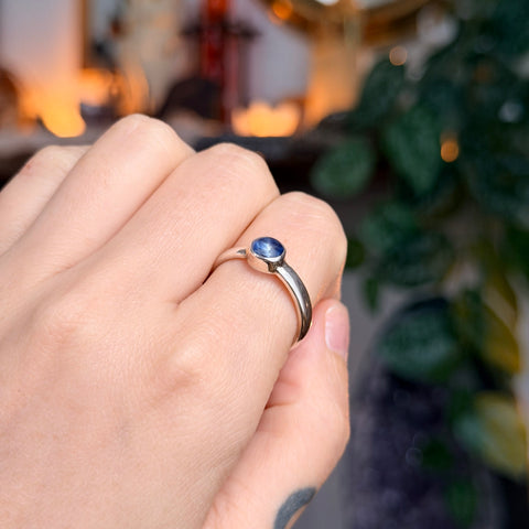 Ravenstone Crystals Blue Kyanite Ring "Octavia" - Size 9