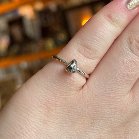 Ravenstone Crystals Campo del Cielo Ring "Peter" - Size 7