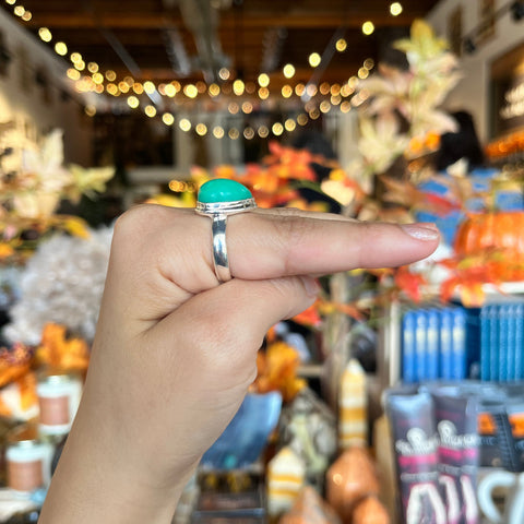 Ravenstone Crystals Chrysoprase Ring "Alexis" - Size 7