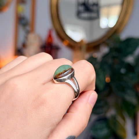 Ravenstone Crystals Chrysoprase Ring "Keegan" - Size 7.5