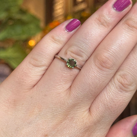 Ravenstone Crystals Faceted Moldavite Ring "Annabelle" - Size 9.5