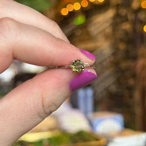 Ravenstone Crystals Faceted Moldavite Ring "Cleo" - Size 6.5