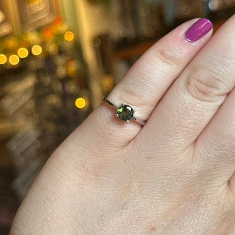 Ravenstone Crystals Faceted Moldavite Ring "Harper" - Size 5.5