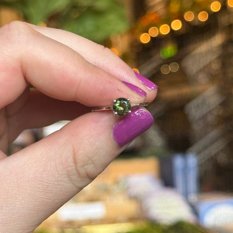 Ravenstone Crystals Faceted Moldavite Ring "Penelope" - Size 6.5