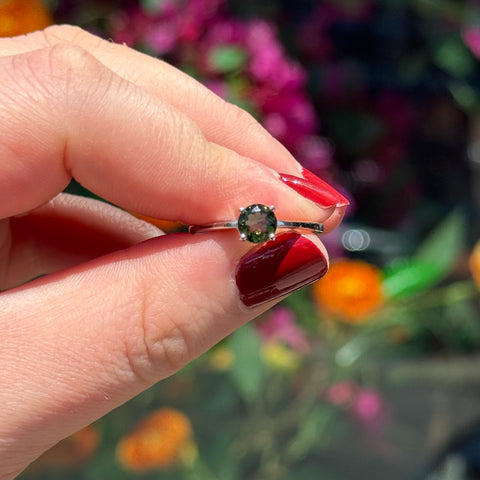 Ravenstone Crystals Faceted Moldavite Ring "Stormi" - Size 9